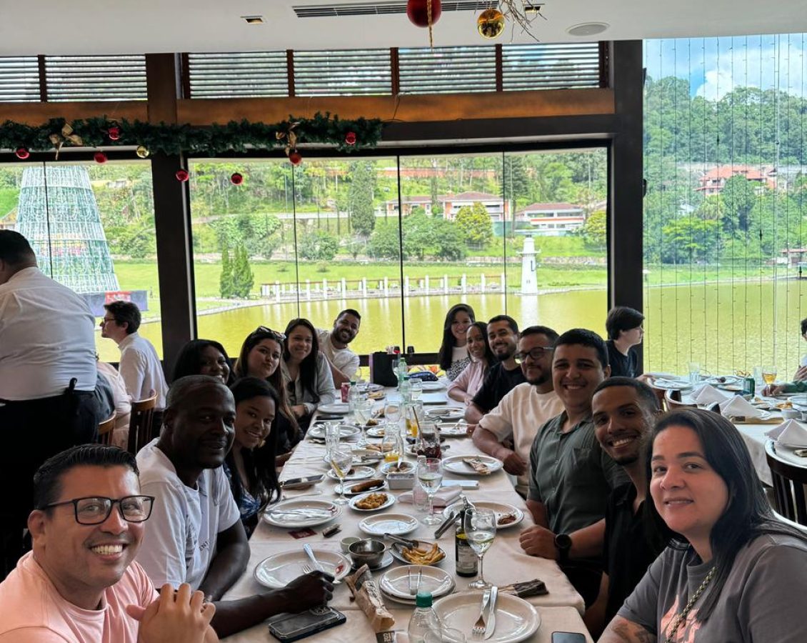 Confraternização Caxias Praças